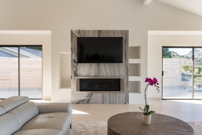 Photo - 7274 Via Capri