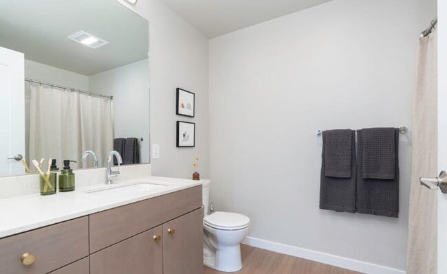 Photo - 2070 NW Quimby St Unidad ID1280573P