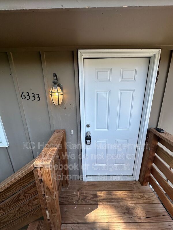 Photo - 6333 N Wyandotte St