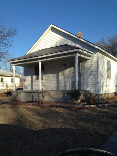 Photo - Nice 1 bedroom 1 bath in walking distance ...