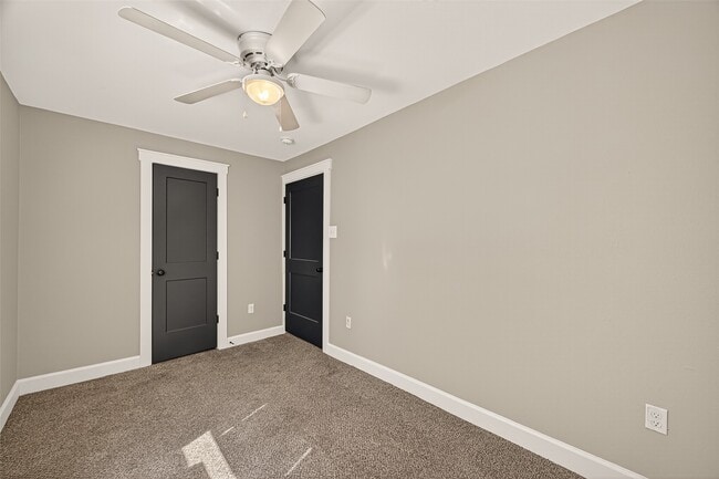 Photo - 5711 Brady St Unit 4