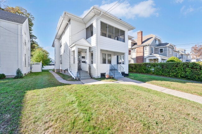 Photo - 89 Maplewood Ave Unit FL 1