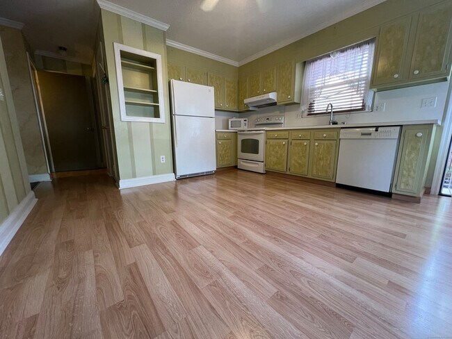 Photo - 16 Spring Hill Ave