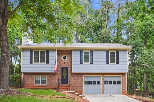 Photo - 1508 Hillside Dr SE House