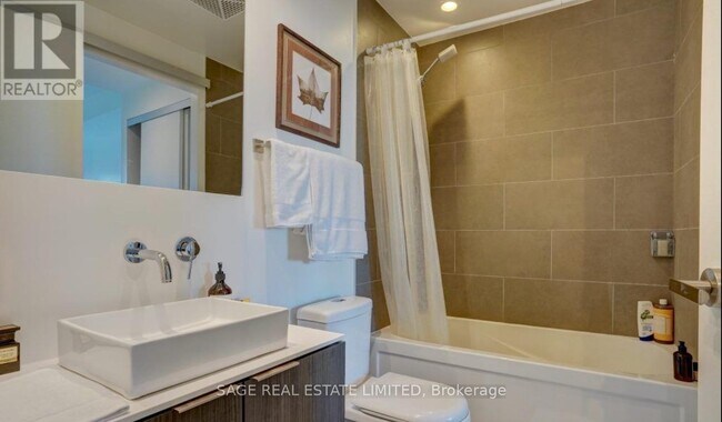 Photo - 159 Dundas St E Unit 3302