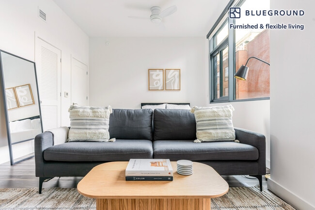 Photo - 1255 22nd St NW Unidad FL5-ID1162