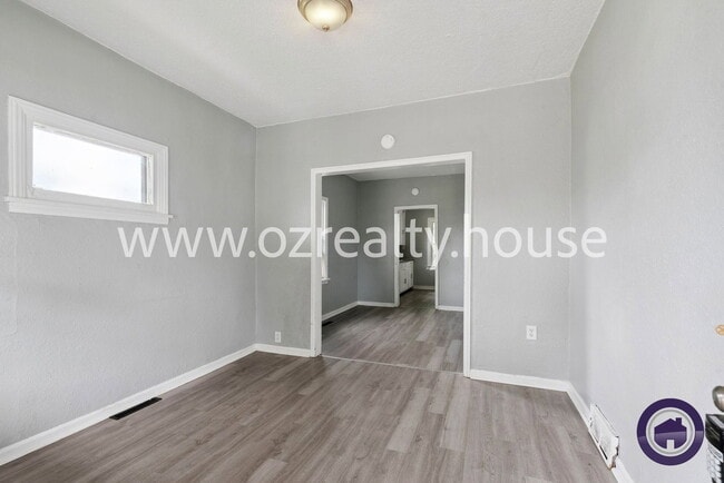 Photo - 207 Pulaski St