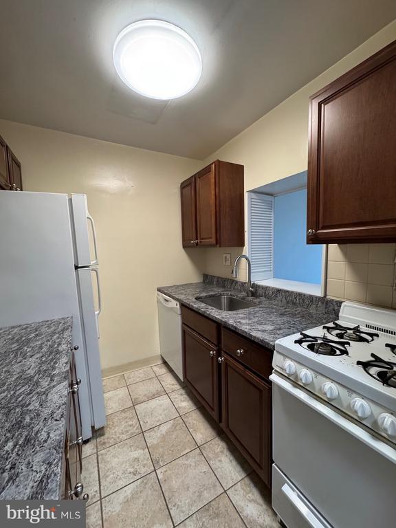 Photo - 1111 Arlington Blvd Unit 928