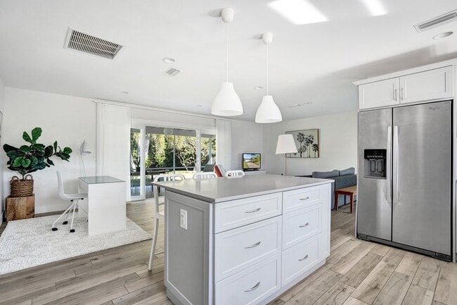 Photo - 1299 SW 9th St