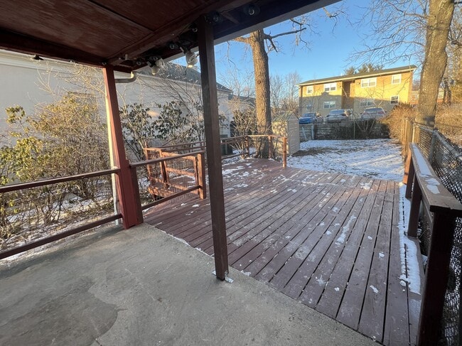 Photo - 223 S 2nd St