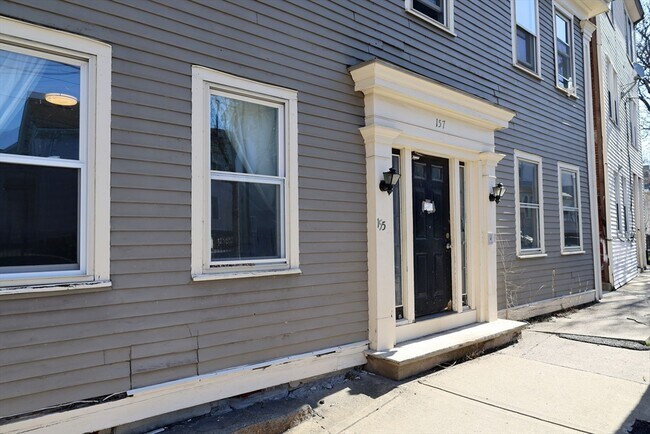 Photo - 157 Perkins St