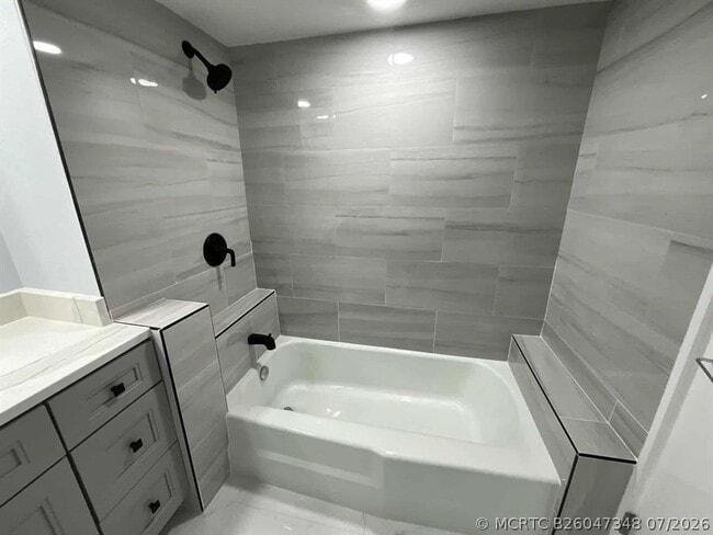 Photo - 649 W Oakland Park Blvd Unit 211a