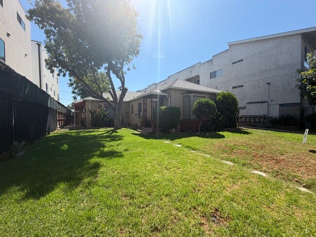 5646 Farmdale Ave