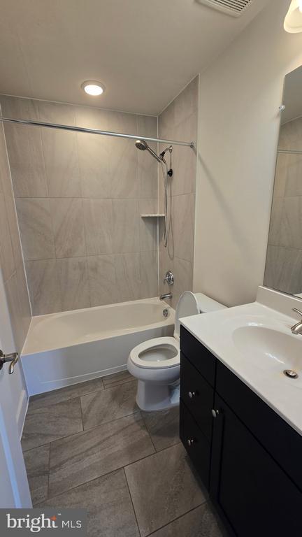 Photo - 8754 Elsing Green Dr