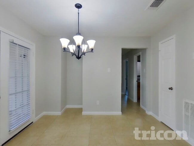 Photo - 16006 Camino Del Sol Dr