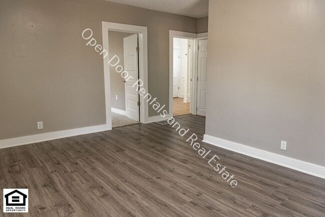 Photo - 1111 Maple Ave Unit 1111 1/2 Maple Ave
