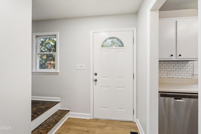 Photo - 6422 English Oaks Dr