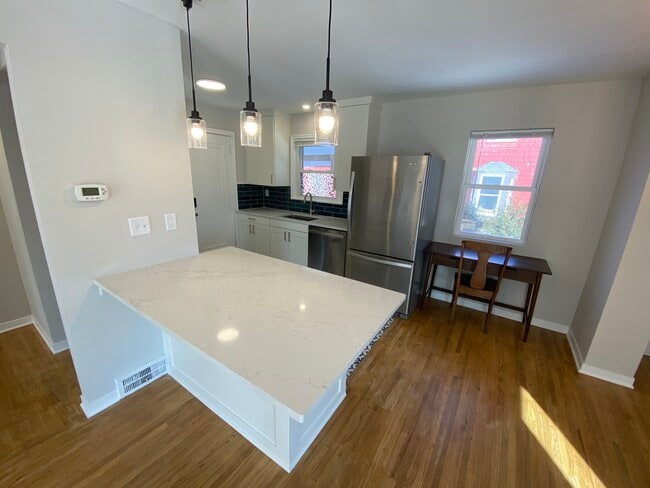 Photo - 4324 France Ave S