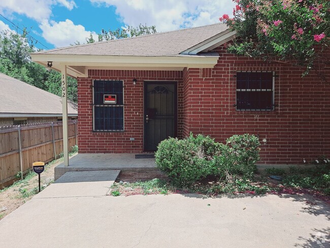Building Photo - Mulkey 1500-1502 Unit 1502 Rental