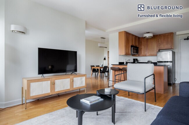 Photo - 1400 N Lake Shore Dr Unit FL16-ID948