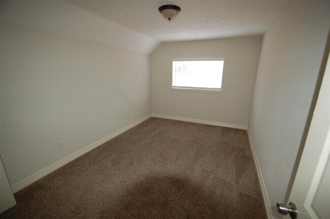 Photo - 3338 Walhalla Dr