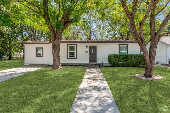 Building Photo - 1407 S 41st St Rental
