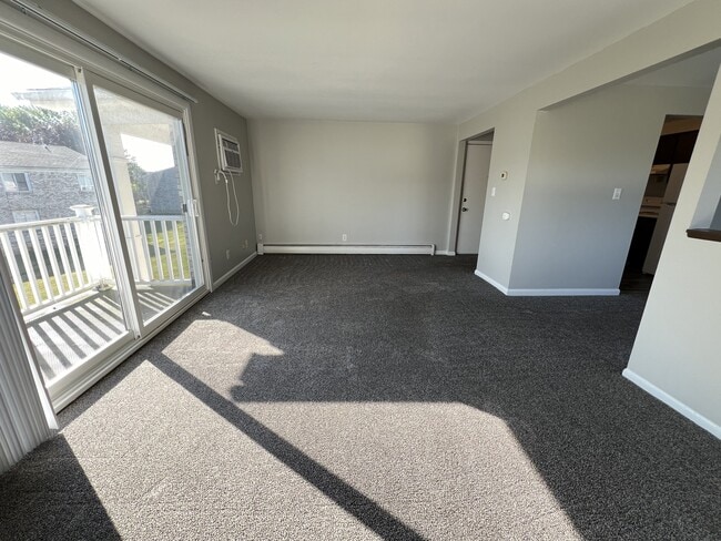 Photo - Grand Island Manor