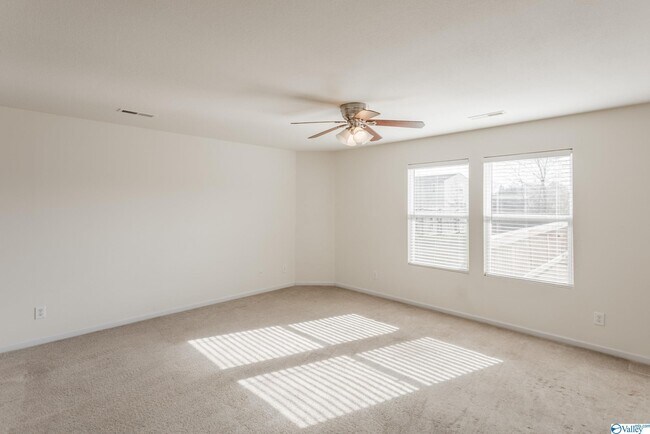 Photo - 105 Bayside Ln