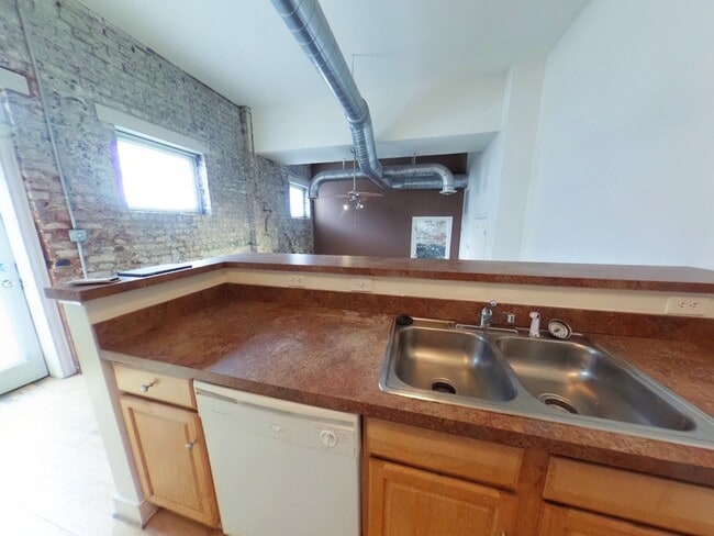 Photo - 301 Goshen St Unit 105