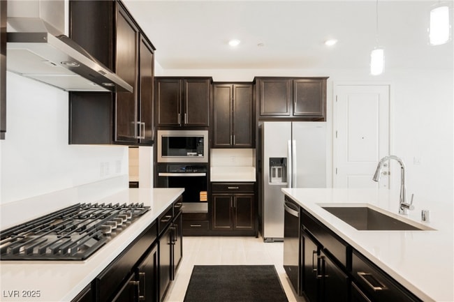 Photo - 2451 Altitude St