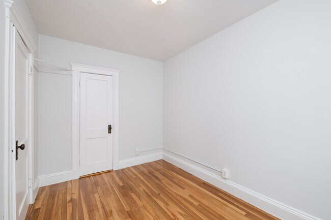 258 Chestnut Hill Ave Unit 4