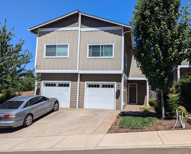 Building Photo - BIGFIR1069-1071 Unit 1069