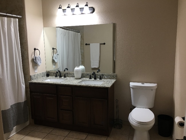 Photo - 6325 Reynolds Dr Unit 103