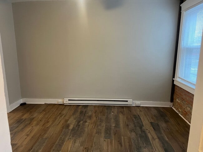 Photo - Recently Remodeled 4 Bedroom, 1.5 Bathroom House In Lancaster City