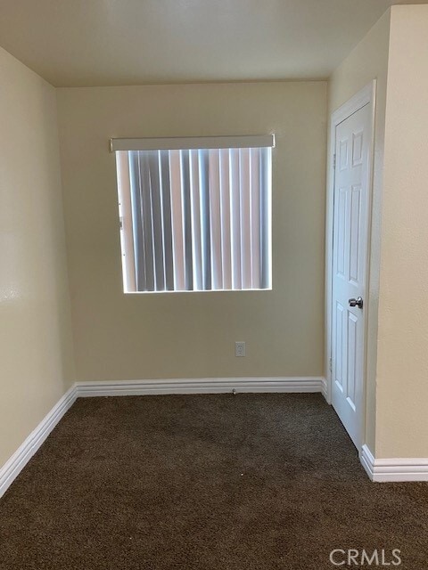 Photo - 650 E 81st St