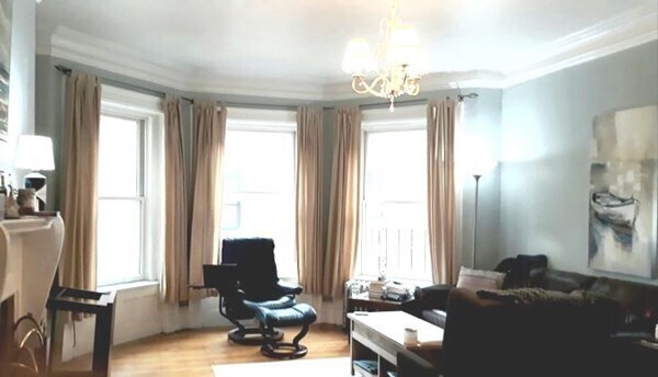 Photo - 856 Beacon St Unidad 5 Rental