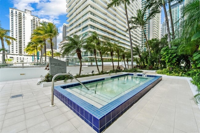 Photo - 79 SW 12th St Unit 2108-S