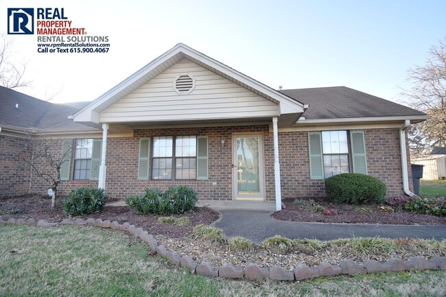 Building Photo - Adorable 2 BR home in the heart of Mboro! Lawncare & washer/dryer included!