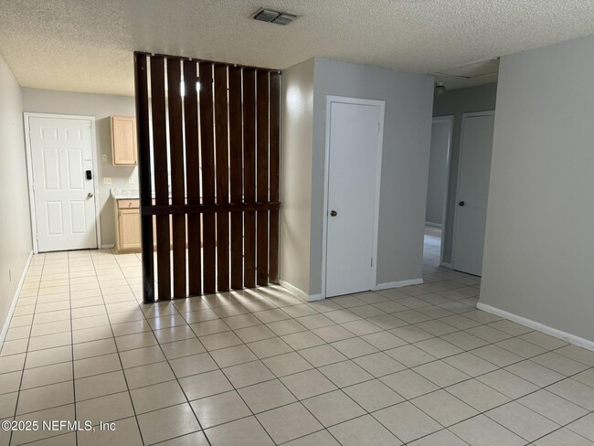 Photo - 5351 Westchase Ct
