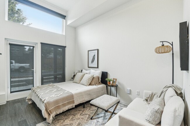 Photo - Koz at Othello Station