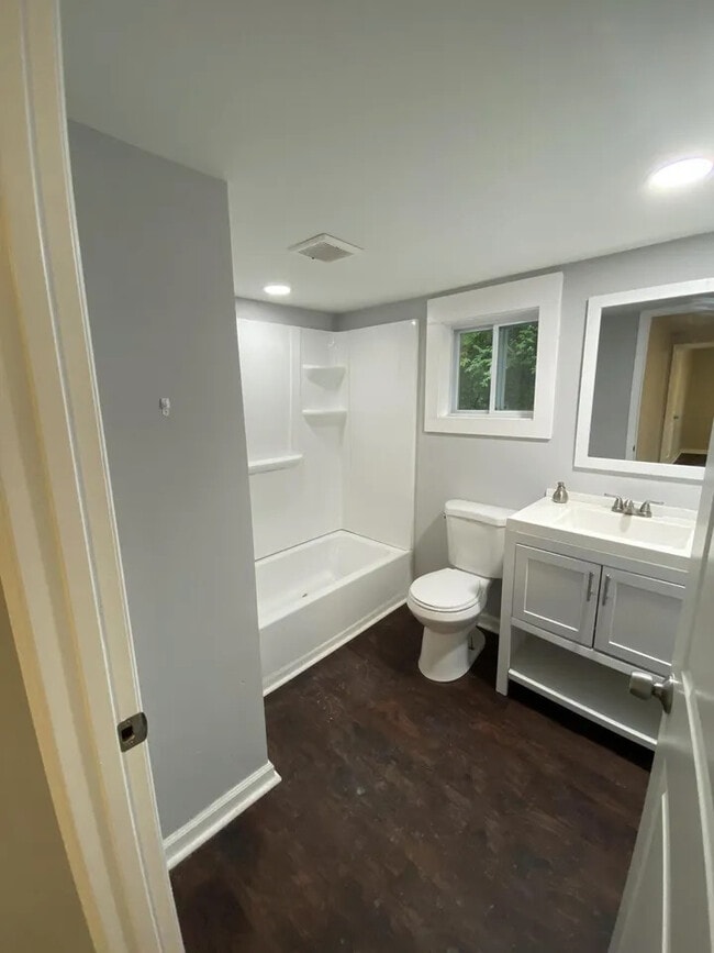 Photo - 606 Lester Rd Unit A