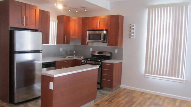 141 W Ave 31 Unit 3
