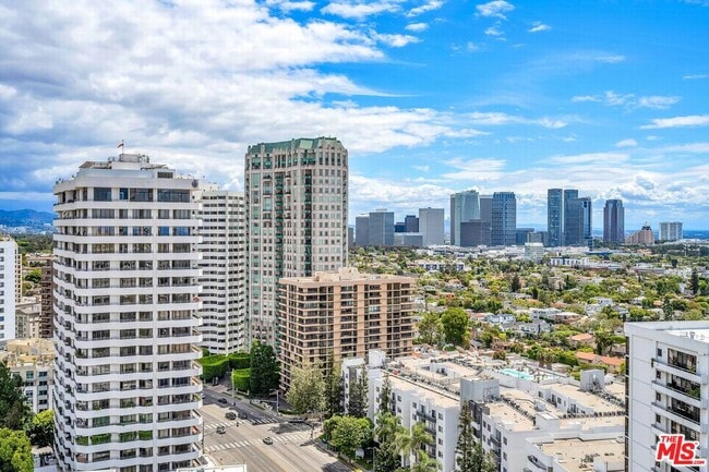 Building Photo - 10701 Wilshire Blvd