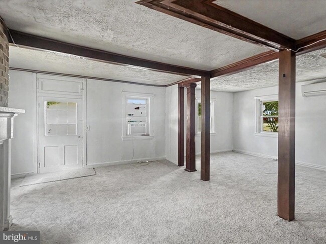 Photo - 5949 Conover Rd