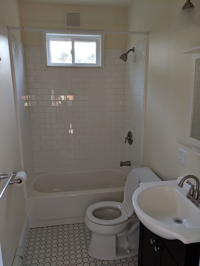 Photo - 22 Leland St Unit 3