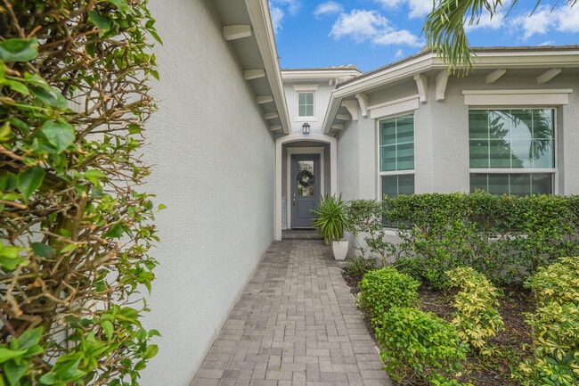 Photo - 16074 Whippoorwill Cir