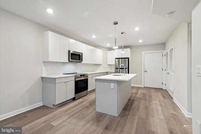 Photo - 3449 Scotts Ln Unidad B303