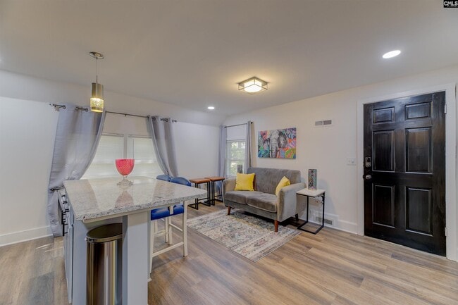 Photo - 1623 Brennen Rd
