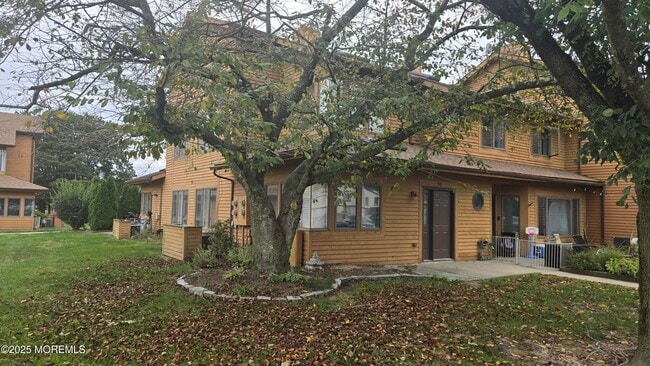Photo - 90 Northrup Dr