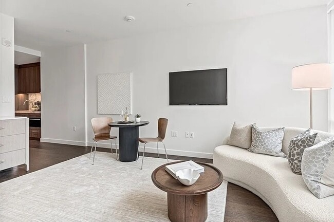 Building Photo - 300 8th Ave Unit 7F Rental
